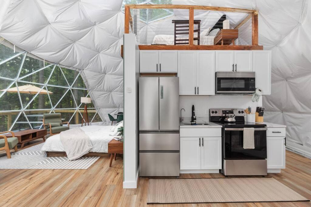 Dream Dome - Romantic Getaway, Hot Tub, Ac, Wifi, National Park 8 Min 卢雷 外观 照片