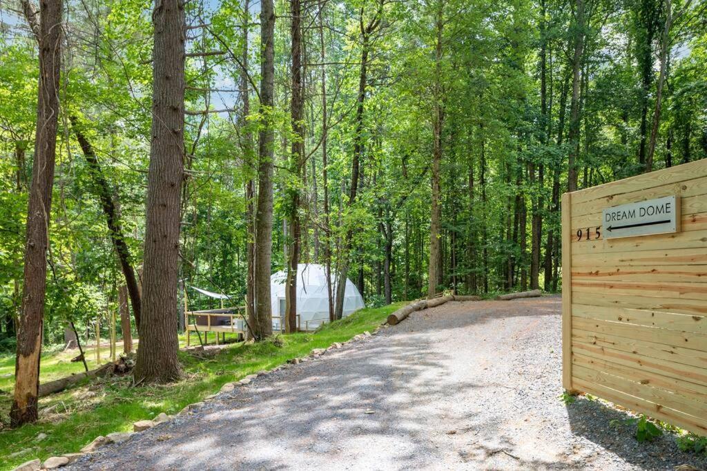 Dream Dome - Romantic Getaway, Hot Tub, Ac, Wifi, National Park 8 Min 卢雷 外观 照片